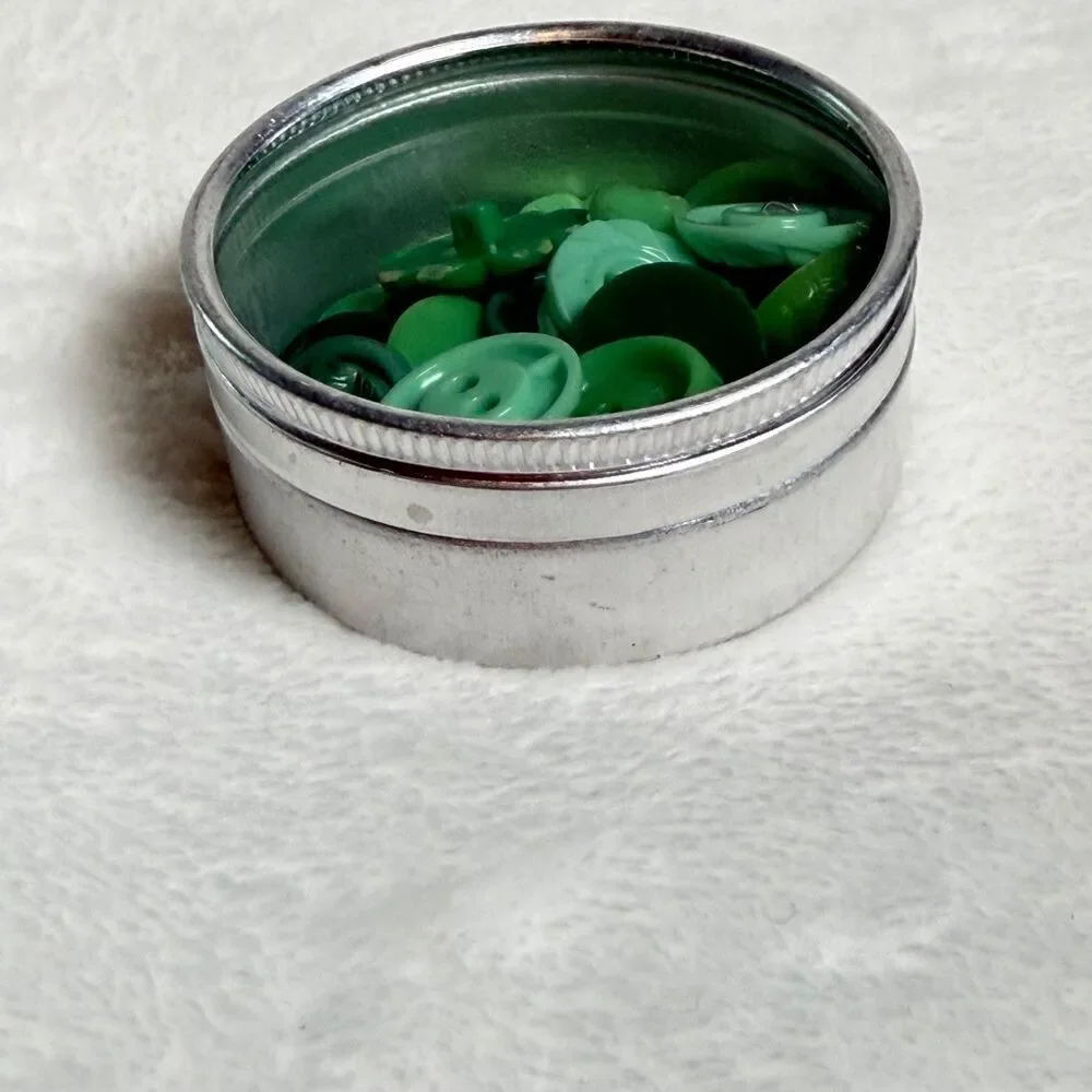 Vintage Green Buttons Mixed Lot 29 Pc Lucite Plastic Floral Shank Craft